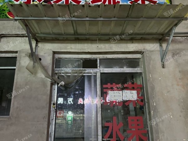 通州马驹桥40㎡商铺出租，个人照可用，可餐饮