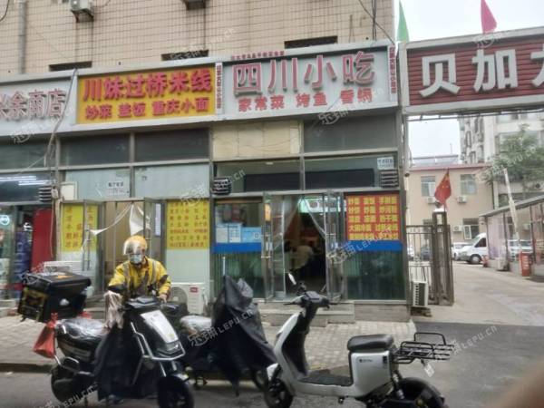 昌平昌平县城商业街60㎡小吃快餐店早点摊位出租，个人照可用，可明火，可餐饮