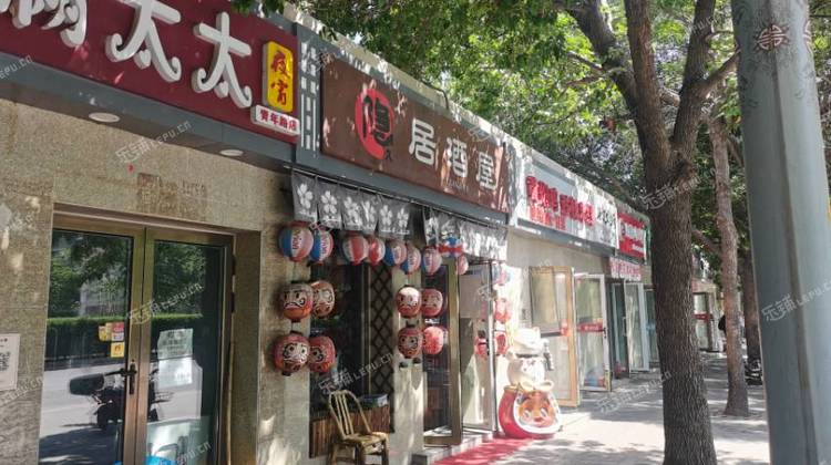朝阳朝青青年路65㎡小吃快餐店转让，个人照可过户，可明火，可餐饮