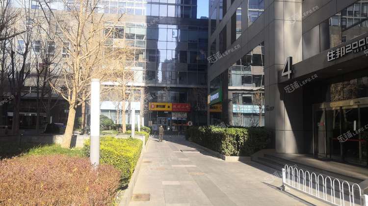朝阳四惠274㎡商铺出租，可办照