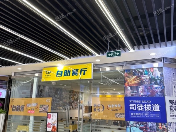 朝阳国贸CBD138㎡小吃快餐店转让，个人照可用，可明火，可餐饮