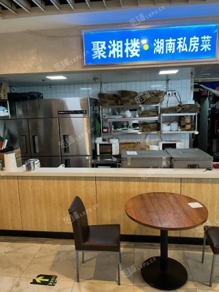 朝阳朝阳门外30㎡小吃快餐店转让，大照/集体照，可餐饮