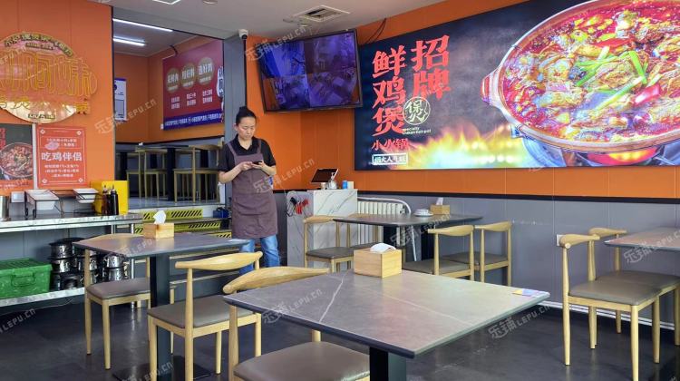 通州通州北苑113㎡小吃快餐店转让，个人照可用，可明火，可餐饮