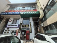朝阳东坝172㎡商铺出租，可办照，可明火，可餐饮