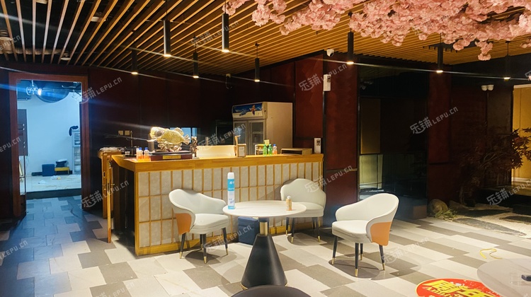 昌平昌平县城1700㎡足浴/按摩店出租，可办照，可明火，可餐饮