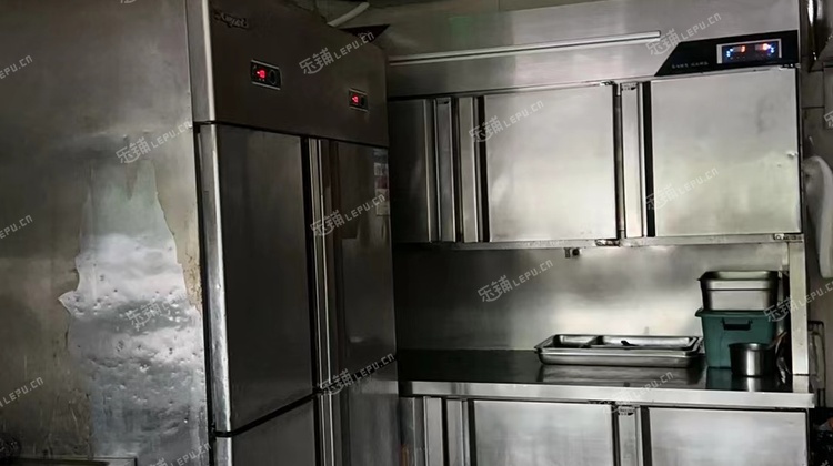 朝阳常营14㎡商铺早点摊位出租，可办照，可餐饮