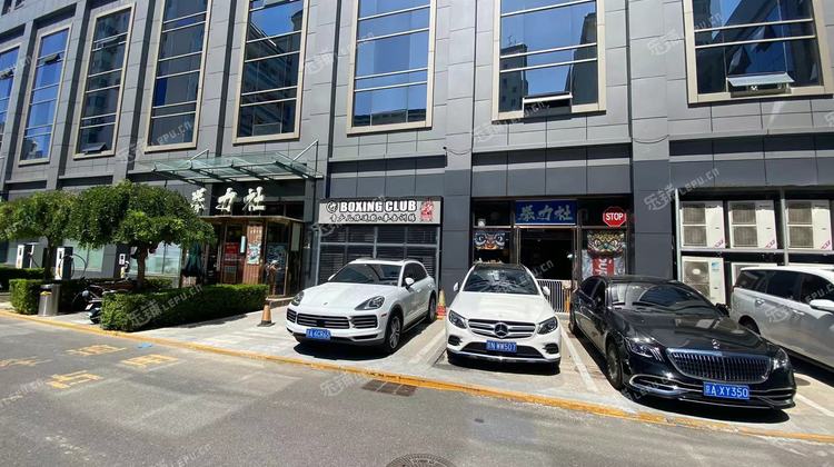 东城和平里330㎡商铺出租，可办照，可餐饮