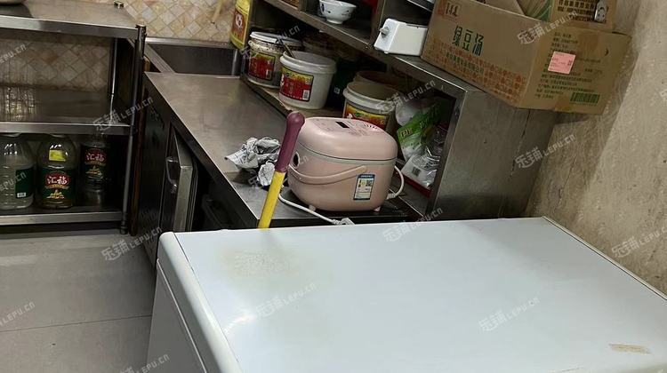 东城广渠门9㎡小吃快餐店转让，可办照，可餐饮