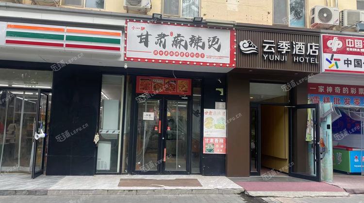 朝阳常营朝阳北路60㎡商铺出租，可办照，可明火，可餐饮