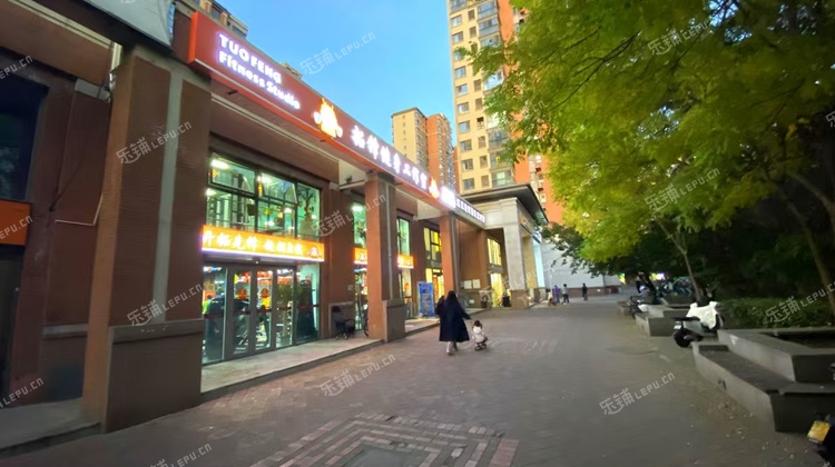 大兴高米店185㎡商铺转让，可办照，可明火，可餐饮