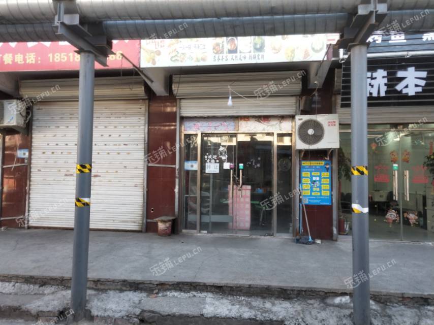 昌平东小口镇30㎡小吃快餐店转让，个人照可用，可餐饮