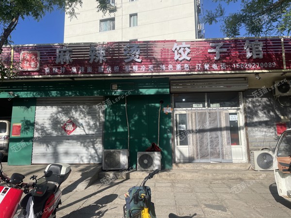 豐臺(tái)科技園區(qū)75㎡小吃快餐店轉(zhuǎn)讓?zhuān)瑐€(gè)人照可用，可餐飲