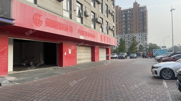 丰台石榴园335㎡商铺出租，可办照