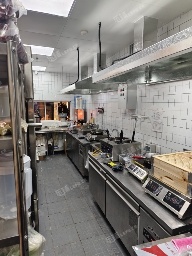 朝阳望京西30㎡酒楼餐饮转让，可办照，可明火，可餐饮
