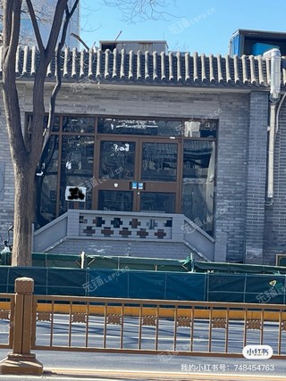东城朝阳门内290㎡商铺出租，可办照，可餐饮