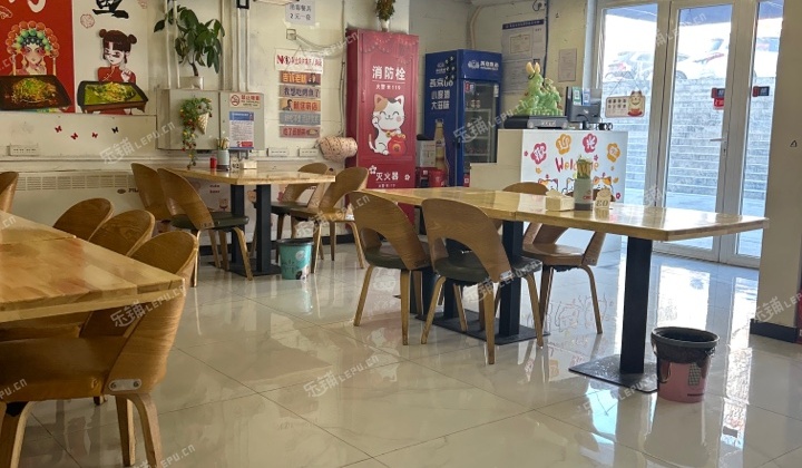 顺义顺义城105㎡烧烤/烤串转让，可办照，可明火，可餐饮