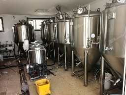 房山良乡180㎡商铺转让，可办照