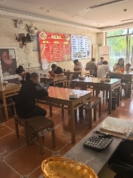 朝阳高碑店100㎡家常菜馆转让，可办照