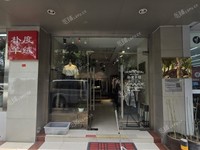 朝陽國展70㎡服裝店轉(zhuǎn)讓，可辦照