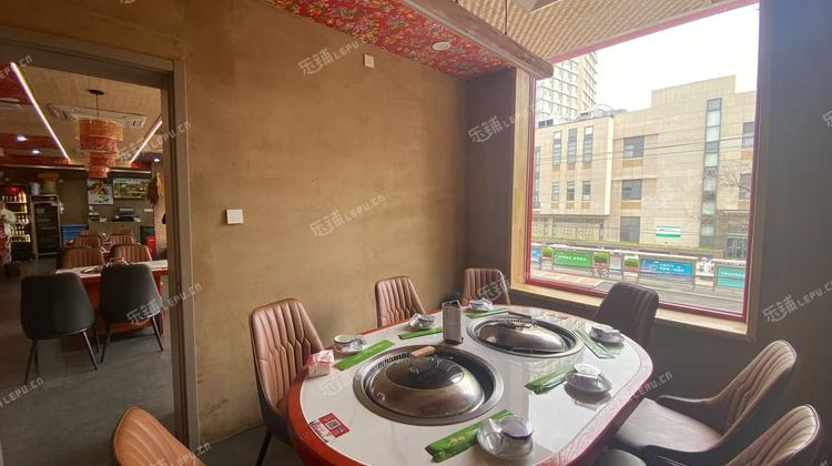 东城永定门外240㎡家常菜馆转让，公司照可过户，可明火，可餐饮