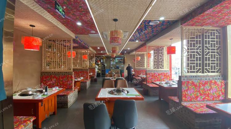 东城永定门外240㎡家常菜馆转让，公司照可过户，可明火，可餐饮