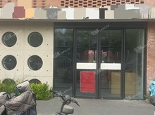 朝陽大山子315㎡商鋪轉(zhuǎn)讓，可辦照，可餐飲
