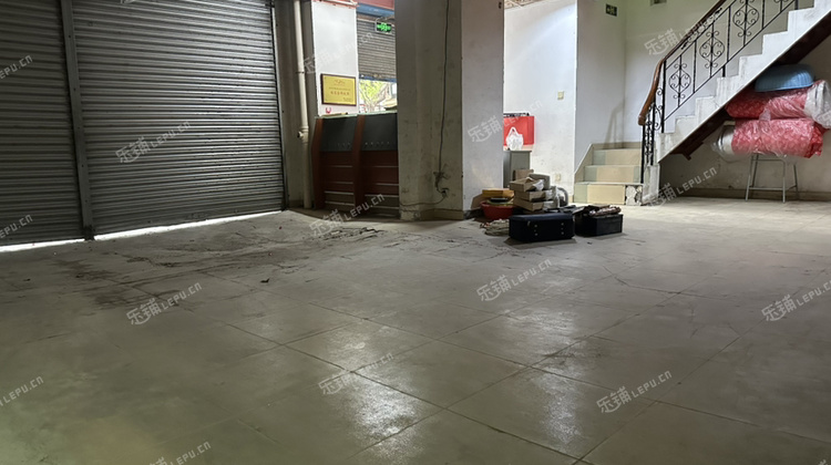 宝安区新安120㎡商铺