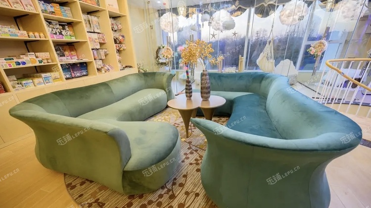 朝阳亚运村300㎡宠物店转让，公司照可过户