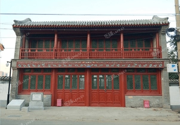 通州新华大街122㎡商铺出租，可办照，可餐饮