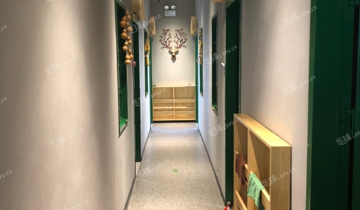 通州马驹桥228㎡家常菜馆转让，可办照，可明火，可餐饮