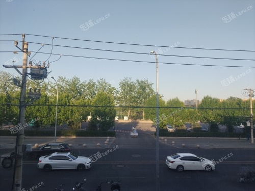 大兴旧宫120㎡家常菜馆转让，公司照可过户，可明火，可餐饮