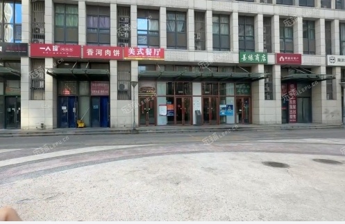 门头沟42㎡商铺出租，可办照，可明火，可餐饮