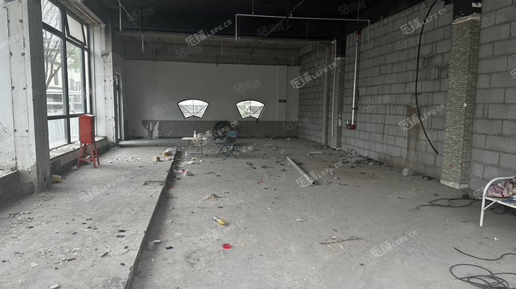 大兴高米店130㎡商铺出租，可办照，可明火，可餐饮