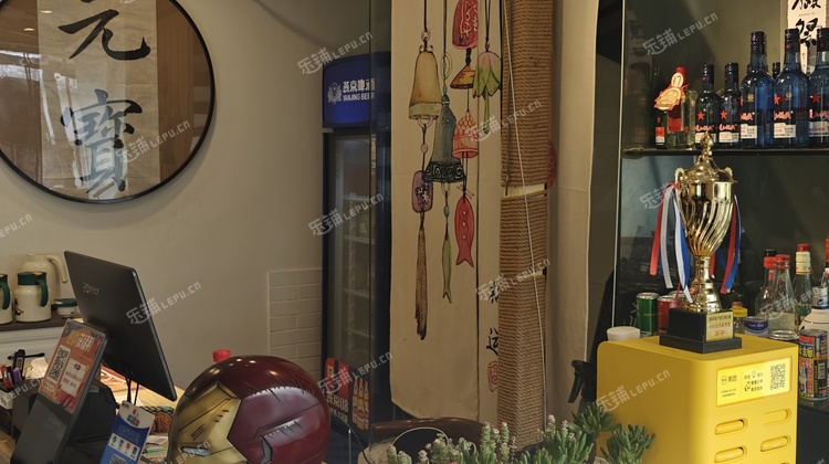 朝阳红庙金台路150㎡家常菜馆转让，可办照，可明火，可餐饮