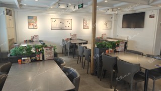 朝阳红庙金台路150㎡家常菜馆转让，可办照，可明火，可餐饮