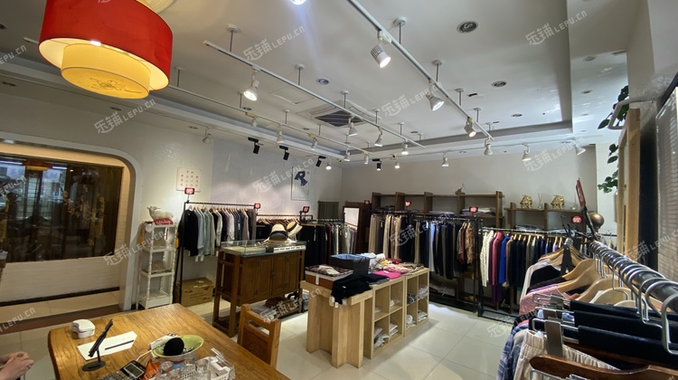朝阳国展70㎡商铺出租，可办照
