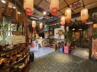丰台七里庄200㎡火锅店转让，公司照可过户，可明火，可餐饮