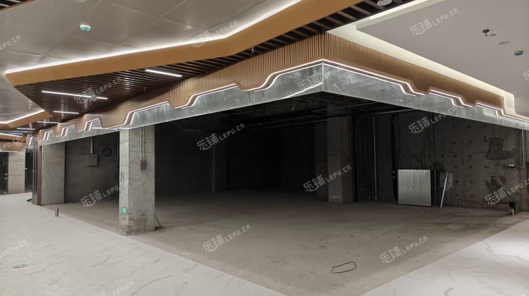 杨浦五角场6740㎡商铺