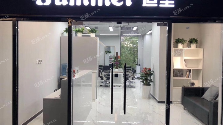 朝阳东大桥121㎡美发店出租，公司照可过户