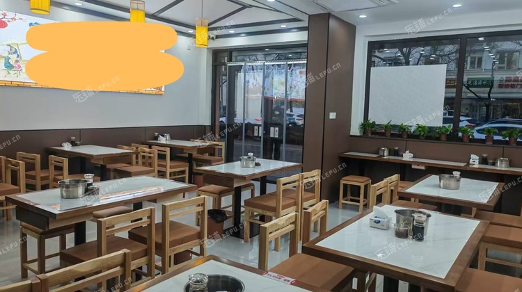 石景山古城90㎡小吃快餐店转让，可办照，可明火，可餐饮