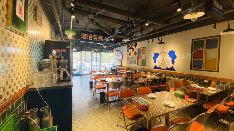 朝阳定福庄158㎡烧烤/烤串转让，公司照可过户，可明火，可餐饮