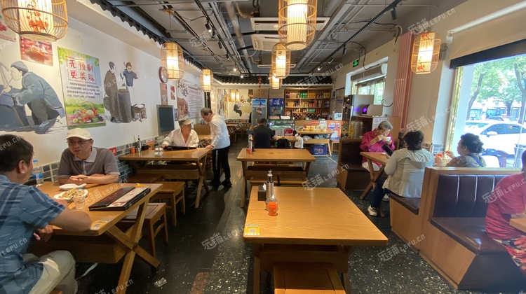 丰台洋桥150㎡家常菜馆转让，公司照可过户，可明火，可餐饮