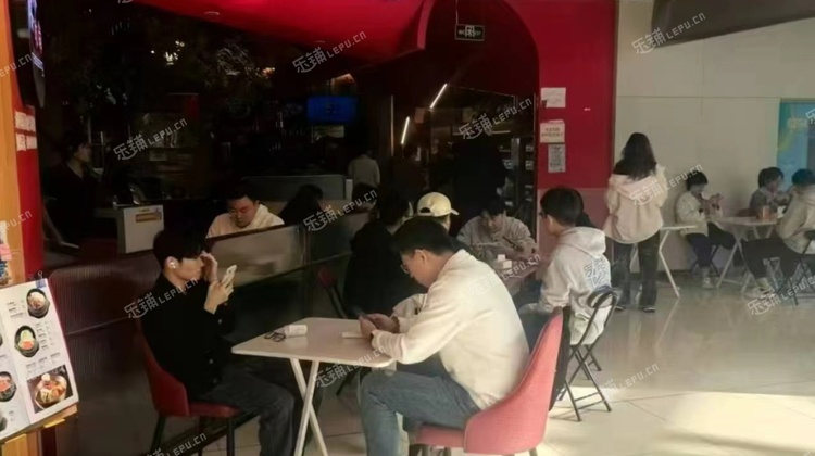 海淀上庄200㎡商铺出租，可办照，可明火，可餐饮