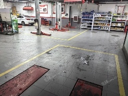 朝阳朝青405㎡汽车美容店转让，公司照可过户
