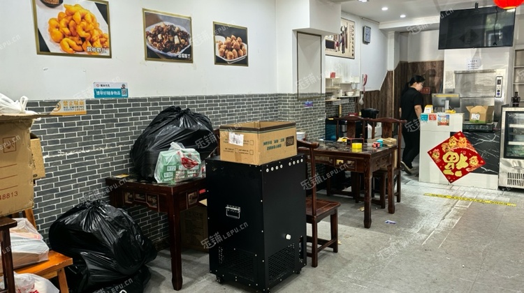 昌平天通苑226㎡商铺出租，可办照，可明火，可餐饮
