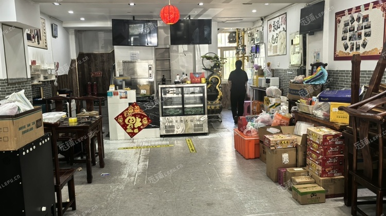 昌平天通苑226㎡商铺出租，可办照，可明火，可餐饮
