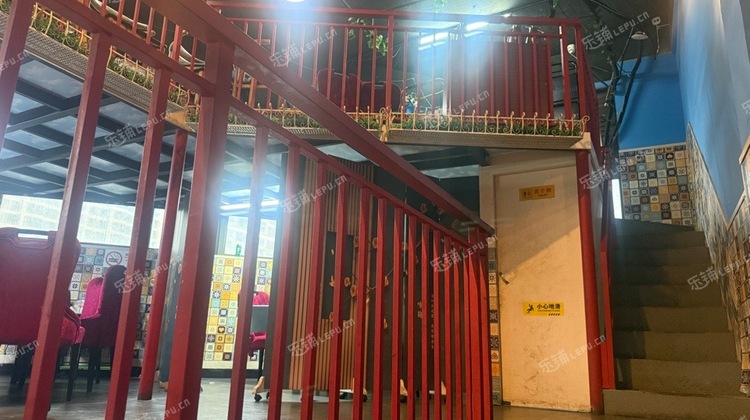 浦东临港新城150㎡商铺