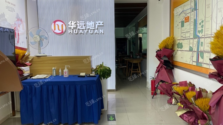 海淀世纪城75㎡商铺出租，可办照