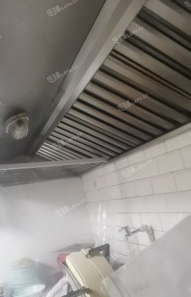 朝阳大望路120㎡家常菜馆转让，公司照可过户，可明火，可餐饮
