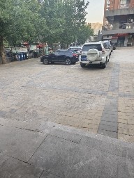 西城马连道80㎡酒楼餐饮转让，可办照，可餐饮